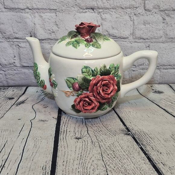 Vintage Harry and David Limited Edition Teapot - Picture 1 of 5